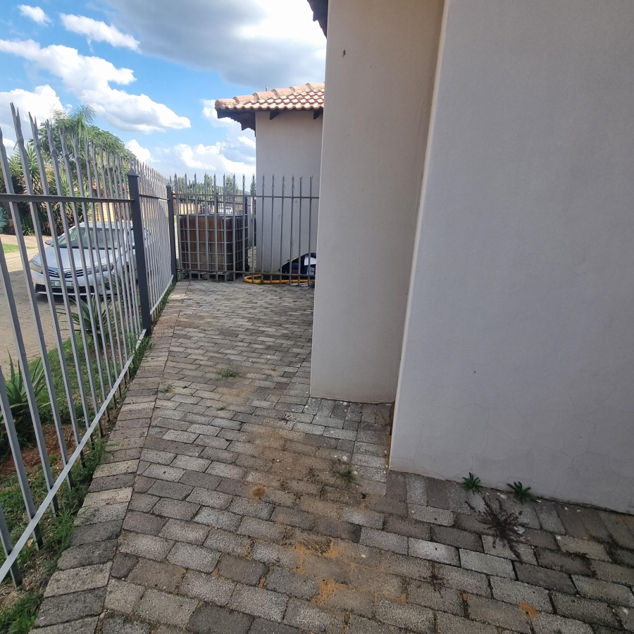 4 Bedroom Property for Sale in Melodie North West